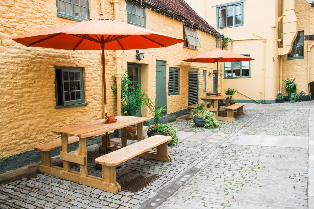 The Dolphin Hotel Wincanton Exterior photo