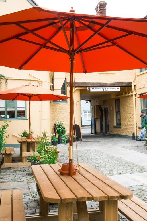 The Dolphin Hotel Wincanton Exterior photo